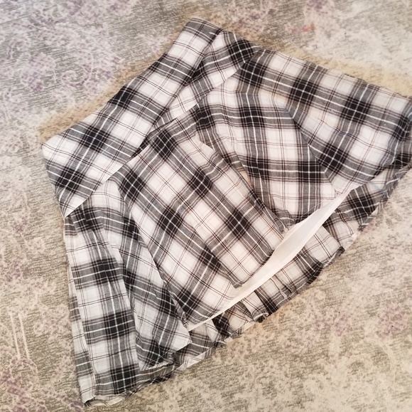 BCBGeneration Dresses & Skirts - Bcbgeneration plaid lined school girl skirt